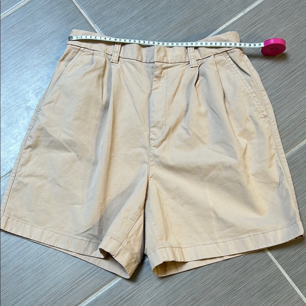 GAP Women's Tan Shorts
